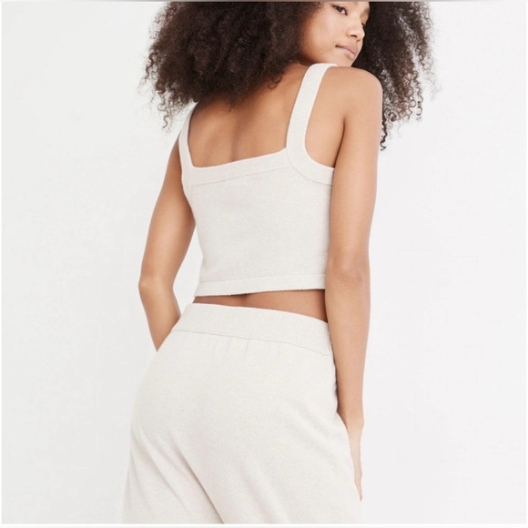 Madewell Re)sourced Cashmere Carlyn Crop
Sweater Tank Beige woman’s size M - Picture 2 of 7